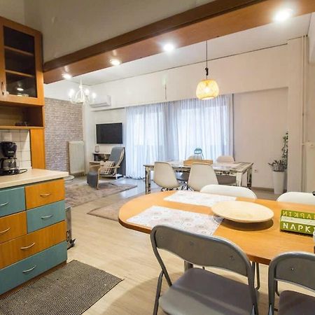 Stylish Apt In Athens Center Bagian luar foto