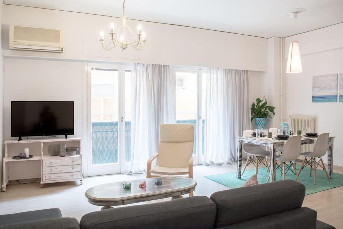 Stylish Apt In Athens Center Bagian luar foto